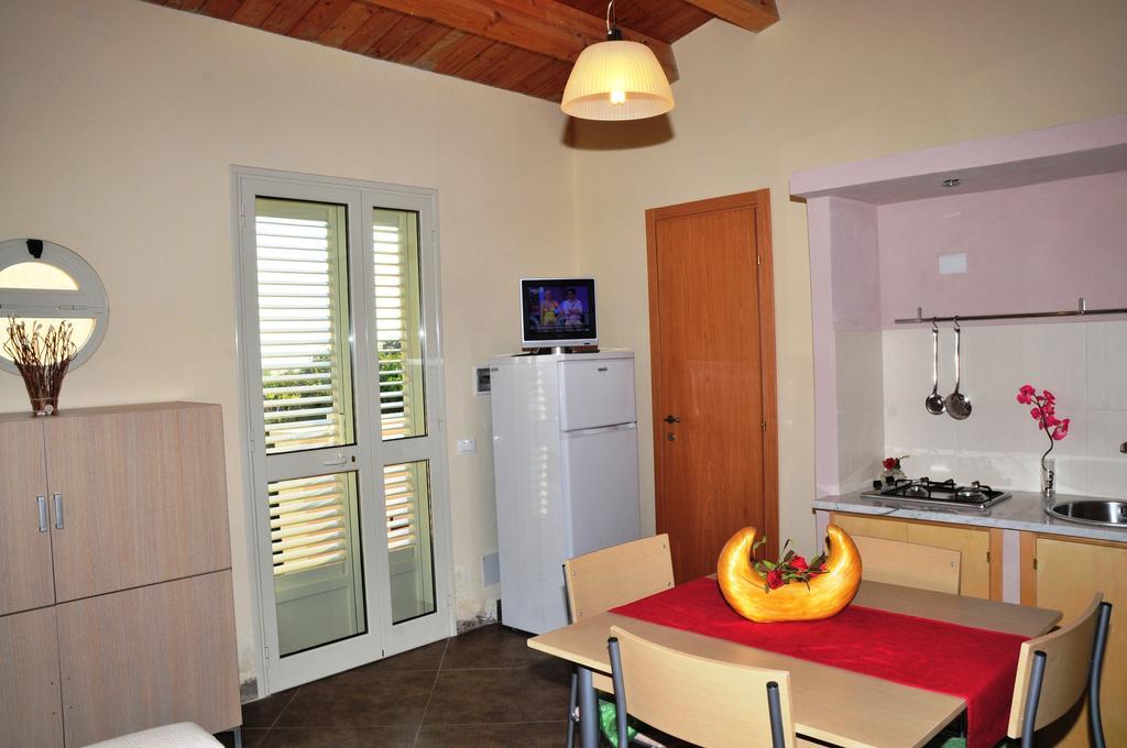 Solemare Residence Donnalucata  Δωμάτιο φωτογραφία